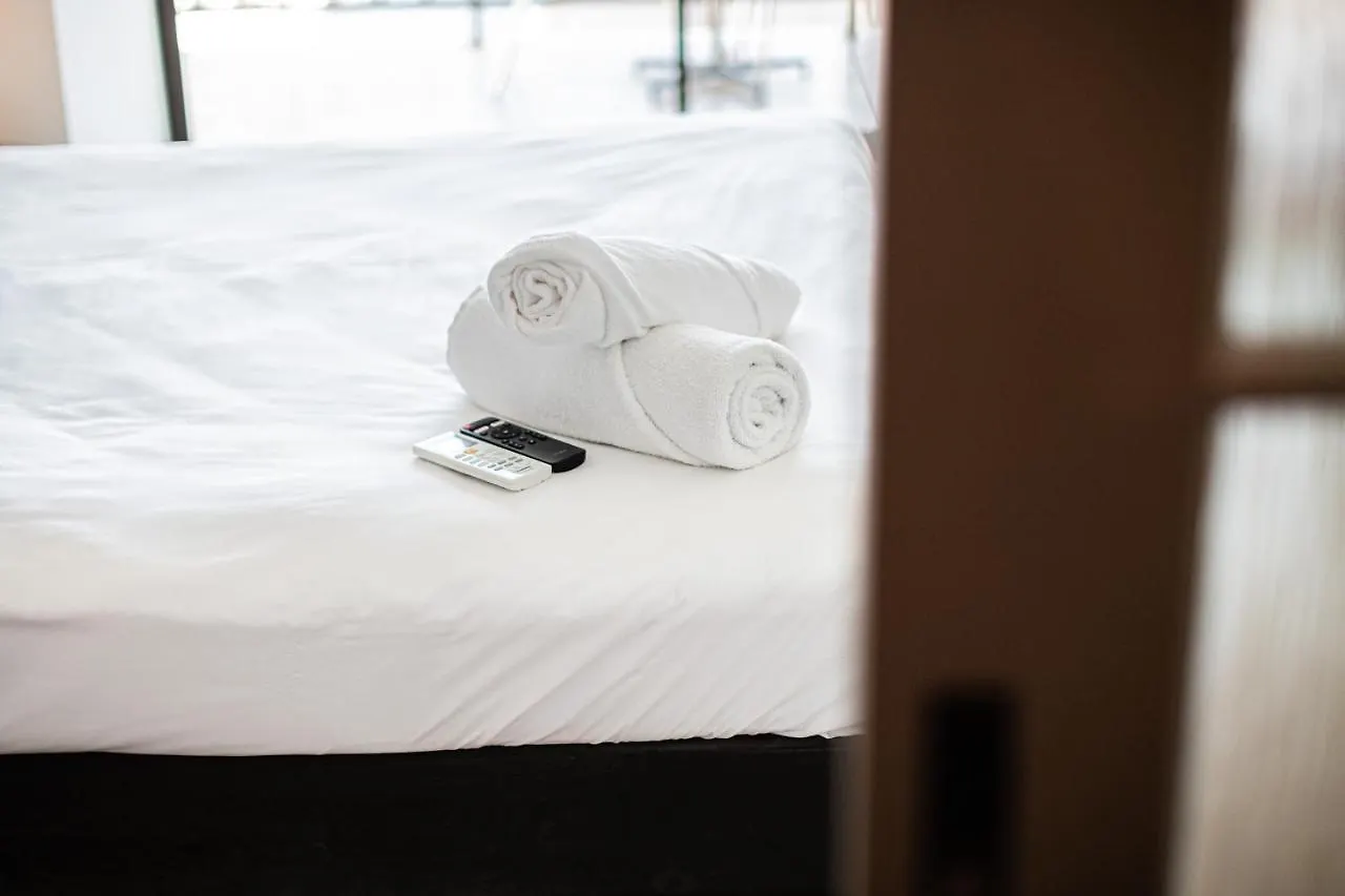 Apartment In The Cbd Wi-Fi Washing Machine Australia